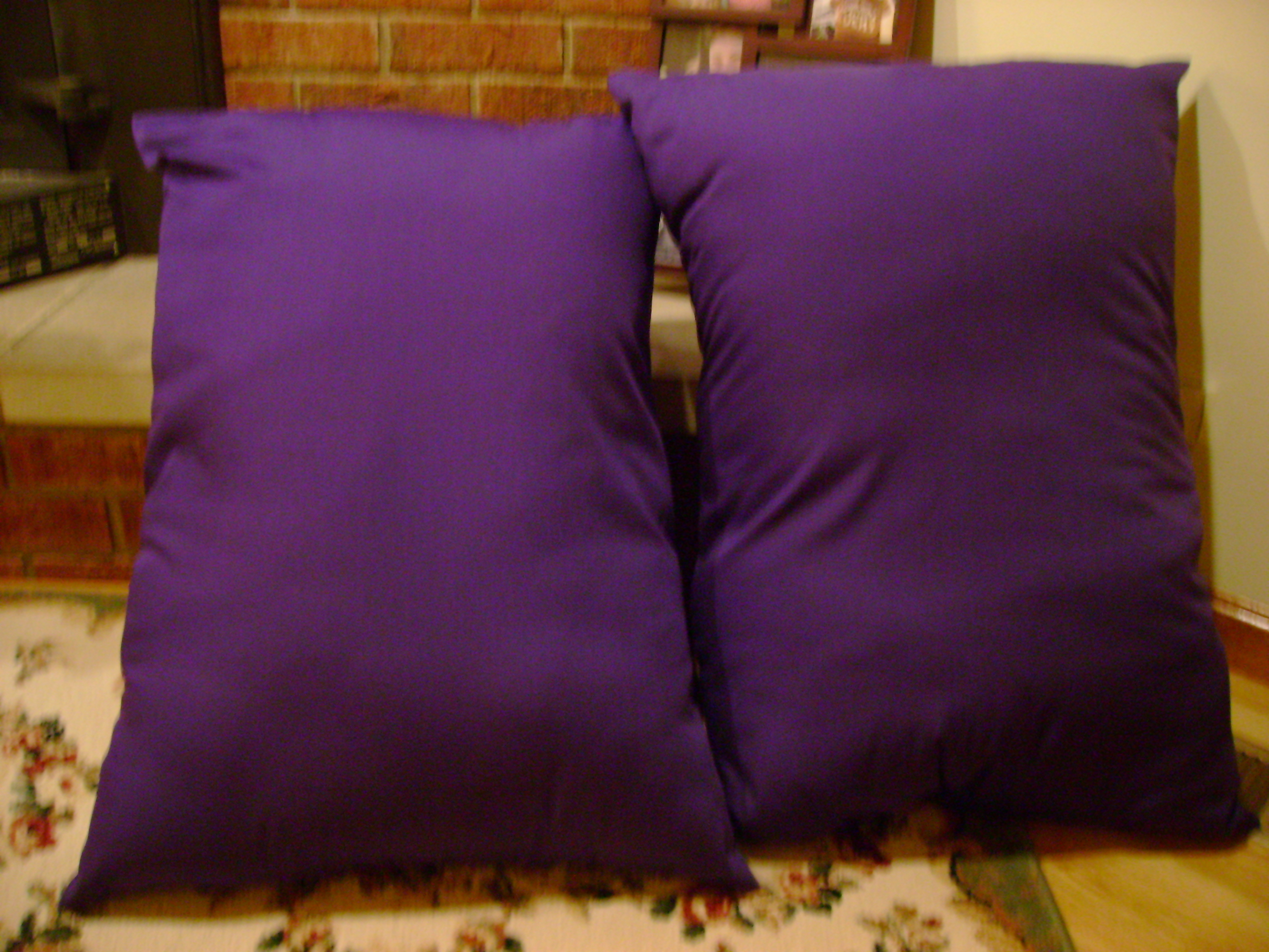 purplepillows.jpg